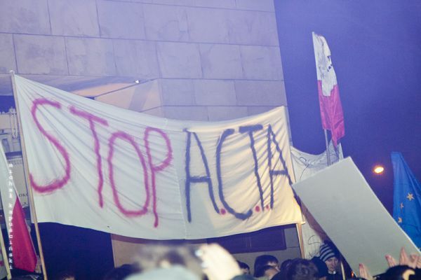 acta  manifestacja  fotoreportaz michala kapu, zdjęcie 6/11
